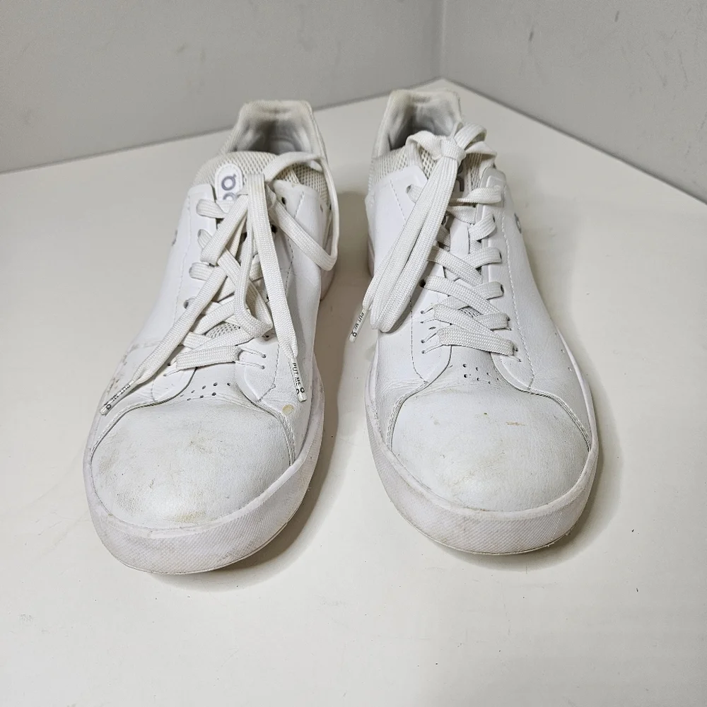 On Cloud On Roger Tennis Shoes All White Women's 9.5